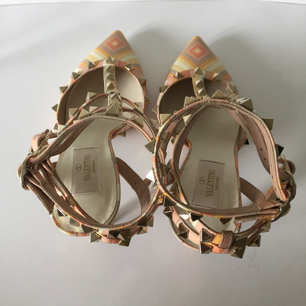 Valentino Garavani Décolleté Rockstud Native Couture' Pumps