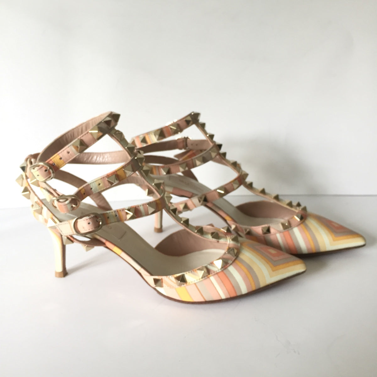 Valentino Garavani Décolleté Rockstud Native Couture' Pumps
