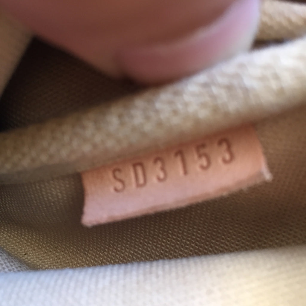 Louis Vuitton Pochette Eva